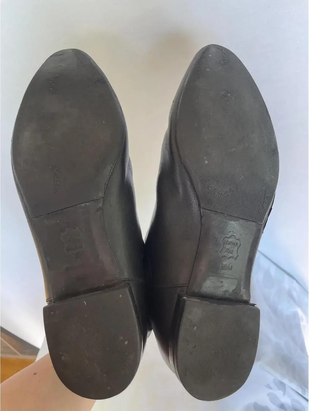 Tory Burch Chelsea Boots Women 8.5 Black Leather Ankle Booties Logo